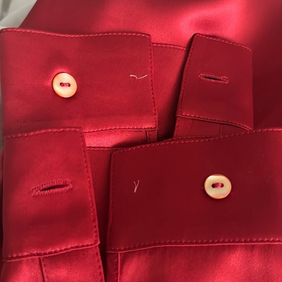 Lafayette 148 New York 100% Silk Charmeuse Top Button Down Work Blouse Size 12 - Picture 3 of 9